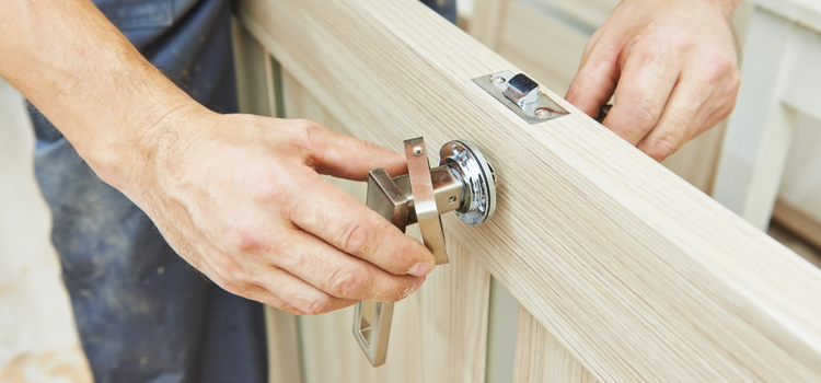 interior door repair San Fernando