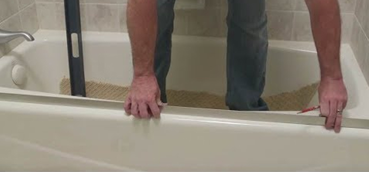 Sliding Shower Door Repair in San Fernando